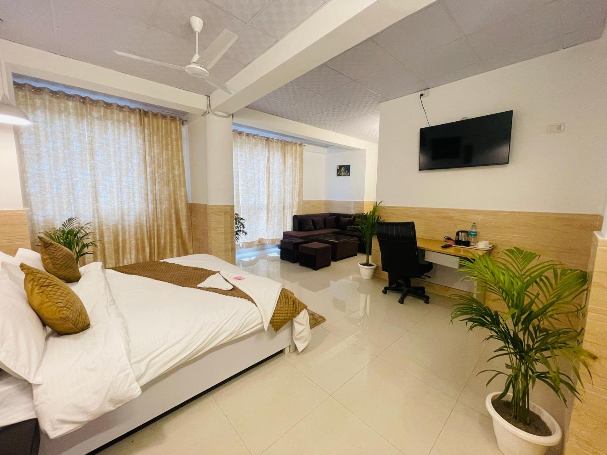 Hotel Relax In - Noida Sector 18 Exterior foto
