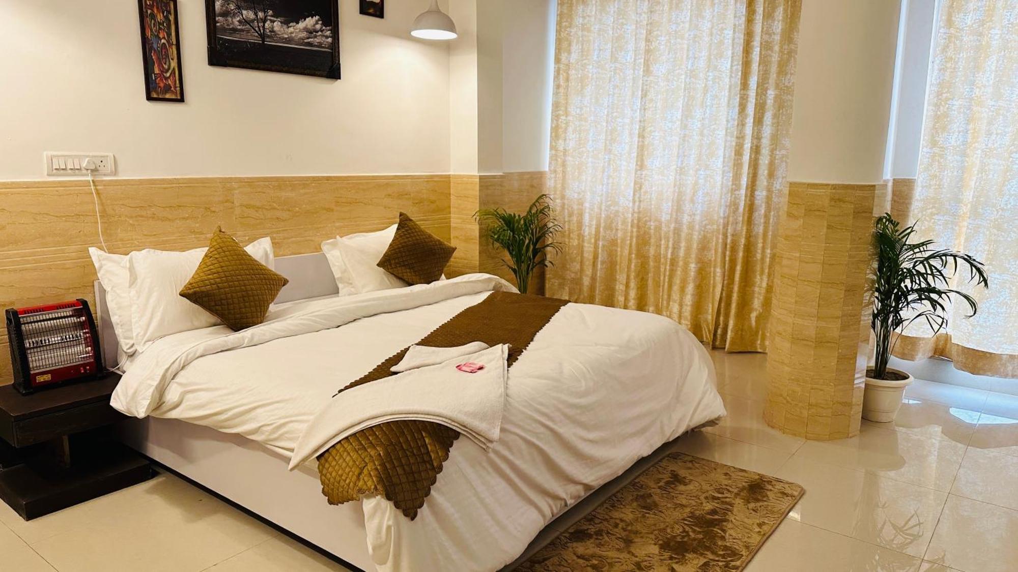 Hotel Relax In - Noida Sector 18 Exterior foto